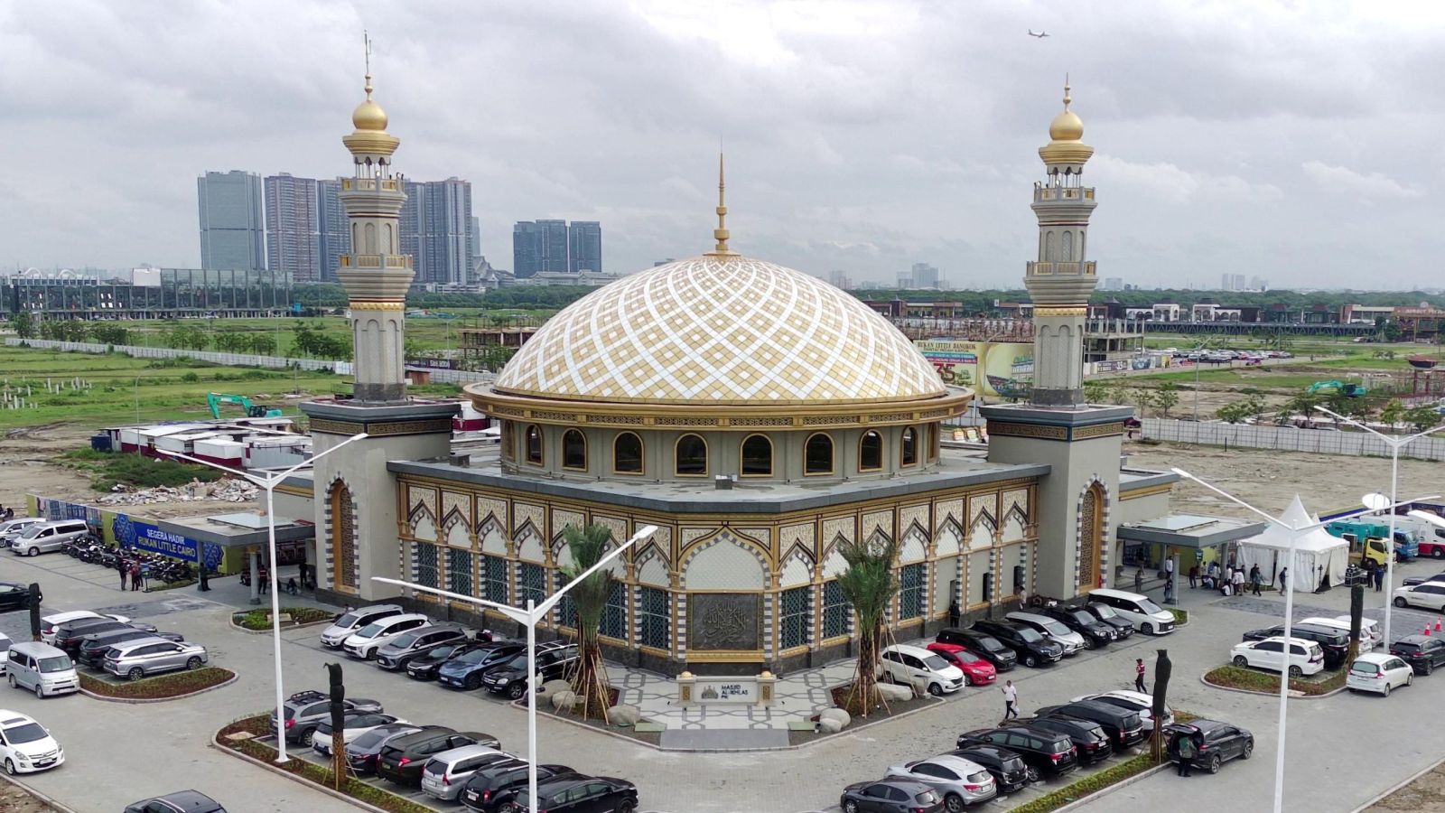 Masjid Besar Al-Ikhlas: Jasa & Layanan Terbaik di Cilacap